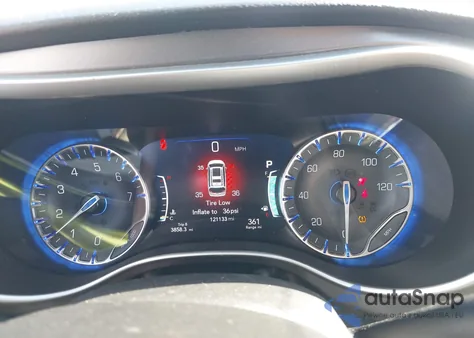 2021 Chrysler Pacifica Touring L z USA, uszkodzony, nr VIN 2C4RC1BG5MR584874